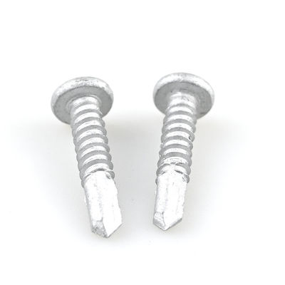Ζυγός κράμα επικαλυμμένο 5.5x25 Phillips Pan Head Bimetal οροφή βίδα για οροφή γωνιακή στήριξη